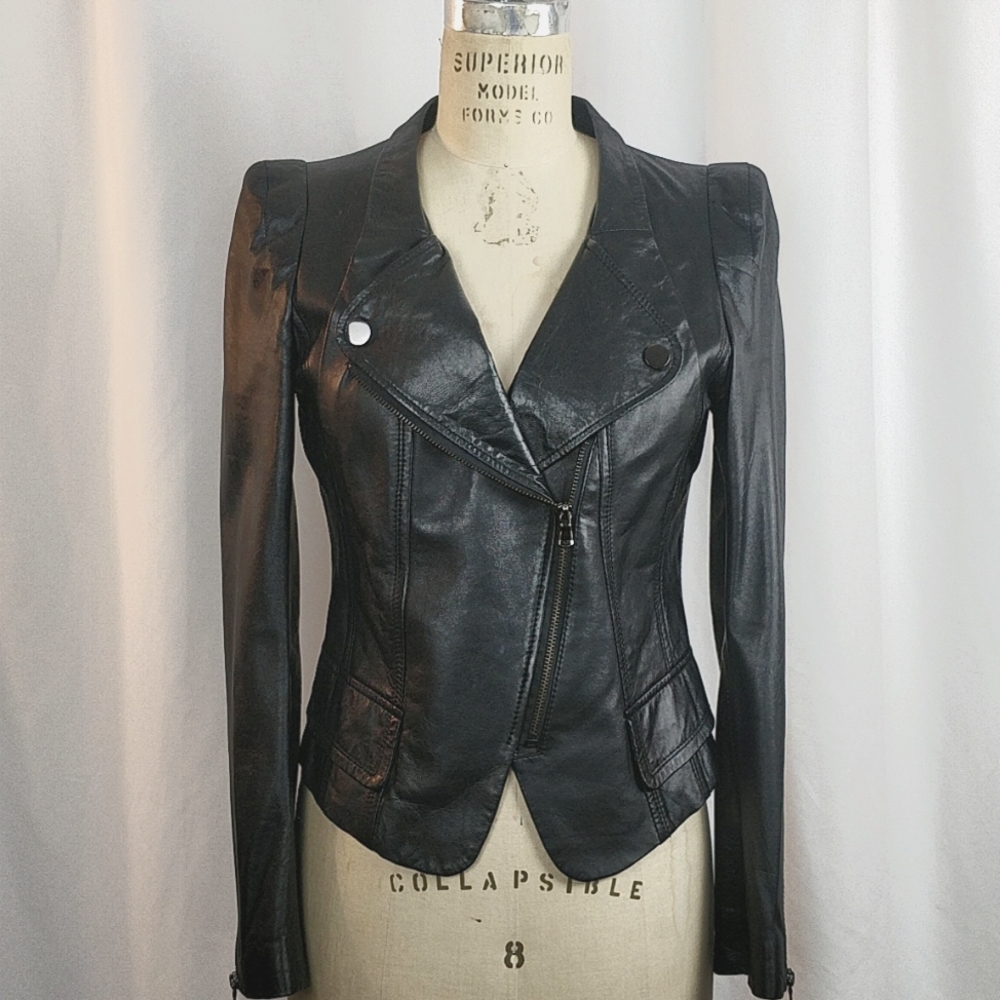 Cropped faux leather jacket